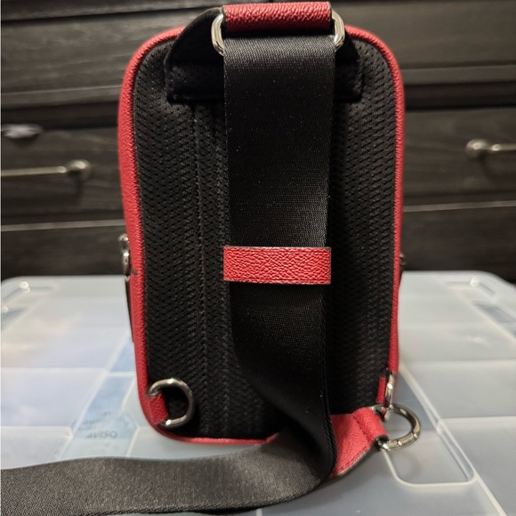 NWOT Michael Kors Red Logo Sling Bag - Picture 2 of 3